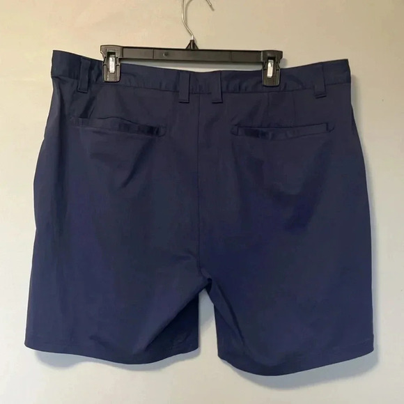 RHONE  navy shorts - Picture 4 of 9